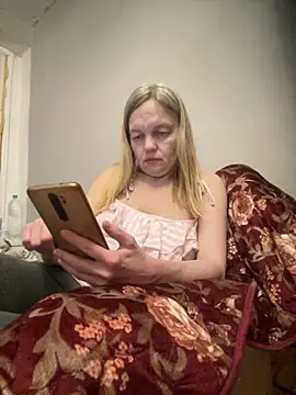 Susanel online show from February 20, 2025, 8:14 pm