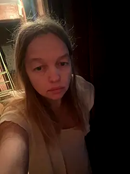 Susanel online show from October 18, 2025, 10:05 am