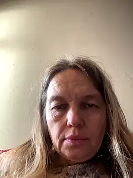 Susanel online show from November 5, 2025, 12:27 pm