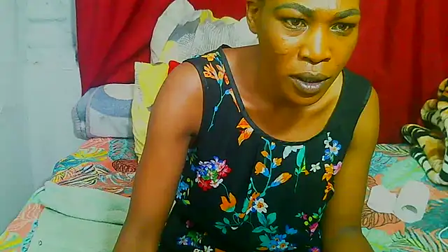 Snapshot of freaky_naughty chatting on December 15, 2025, 10:19 am freaky naughty online show from December 15, 2025, 10:19 am