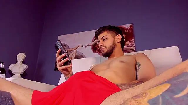 Snapshot of alessandro_duty chatting on December 27, 2024, 2:58 am alessandro duty online show from December 27, 2024, 2:58 am