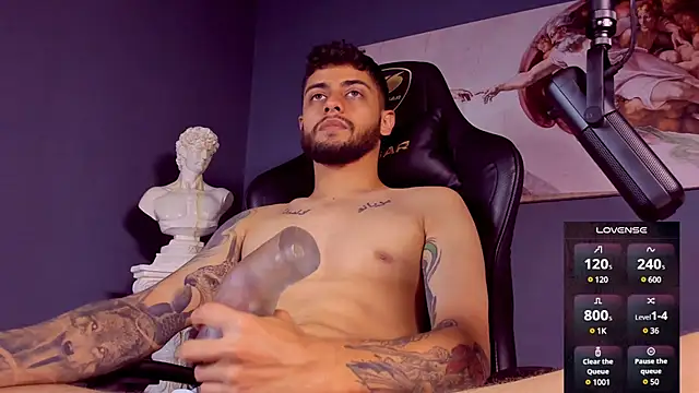 Snapshot of alessandro_duty chatting on January 6, 2025, 11:52 pm alessandro duty online show from January 6, 2025, 11:52 pm