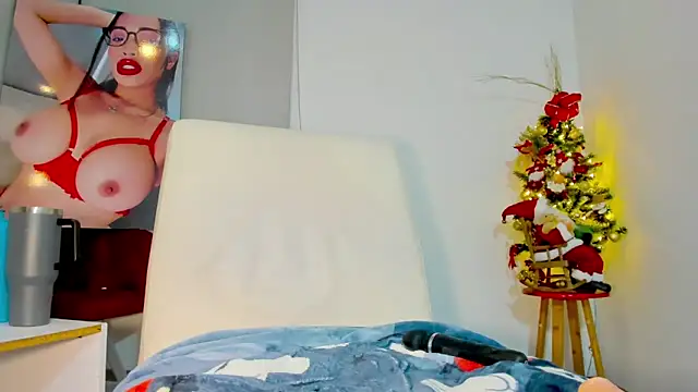 SQUIRTINGQUEEN11 online show from December 15, 2024, 4:51 am