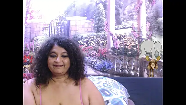 Snapshot of indianstar75 chatting on March 6, 2025, 5:43 pm indianstar75 online show from March 6, 2025, 5:43 pm