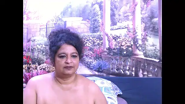 Snapshot of indianstar75 chatting on March 8, 2025, 1:28 am indianstar75 online show from March 8, 2025, 1:28 am