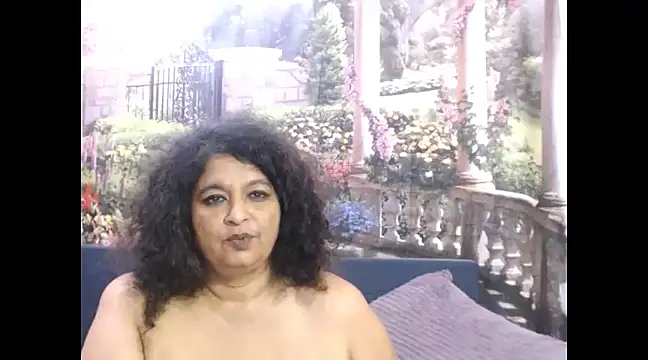 Snapshot of indianstar75 chatting on March 8, 2025, 9:06 am indianstar75 online show from March 8, 2025, 9:06 am