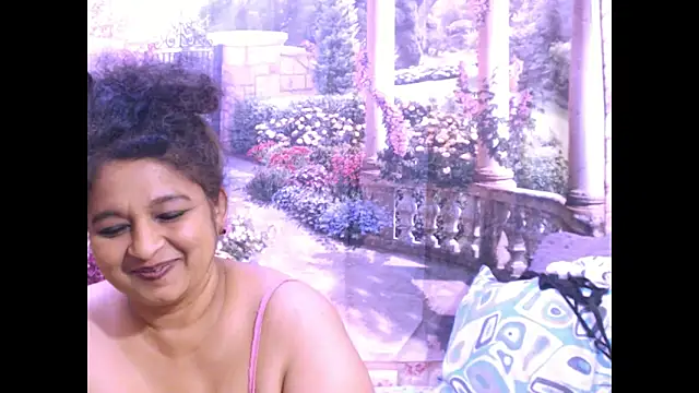 Snapshot of indianstar75 chatting on March 15, 2025, 12:56 pm indianstar75 online show from March 15, 2025, 12:56 pm