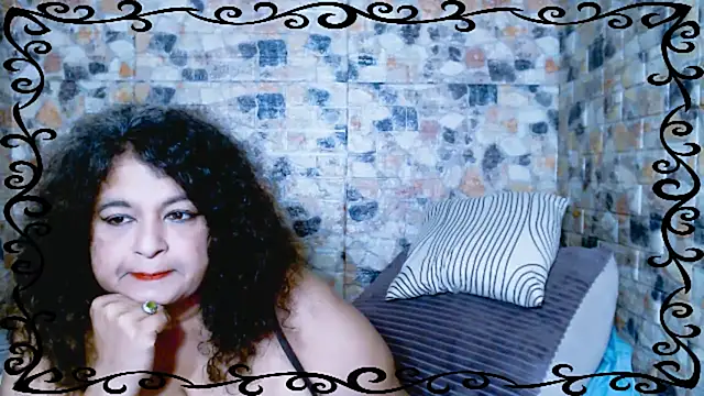 Snapshot of indianstar75 chatting on December 2, 2025, 7:36 am indianstar75 online show from December 2, 2025, 7:36 am