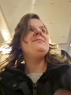 Snapshot of Cutegirlforyou chatting on December 16, 2024, 10:50 am Cutegirlforyou online show from December 16, 2024, 10:50 am