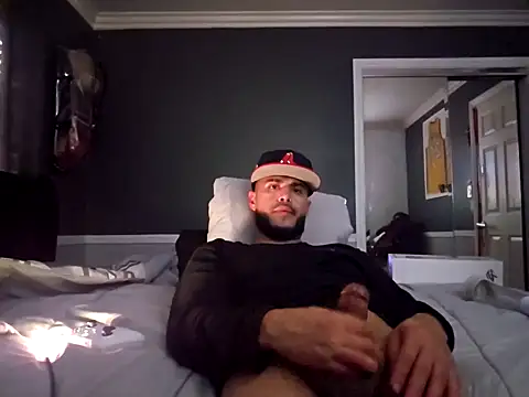 gardy8585 online show from January 23, 2025, 9:50 pm