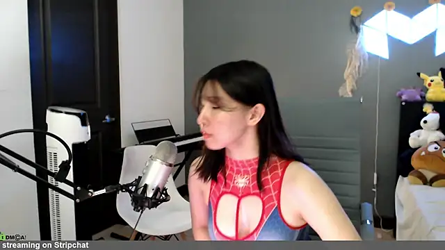 Snapshot of minarocket_ chatting on May 1, 2026, 3:38 pm minarocket online show from May 1, 2026, 3:38 pm