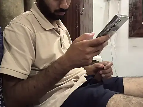 Snapshot of brownie_cake_cb chatting on October 18, 2025, 6:30 pm brownie cake cb online show from October 18, 2025, 6:30 pm