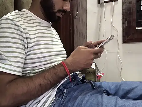 Snapshot of brownie_cake_cb chatting on October 30, 2025, 4:41 pm brownie cake cb online show from October 30, 2025, 4:41 pm