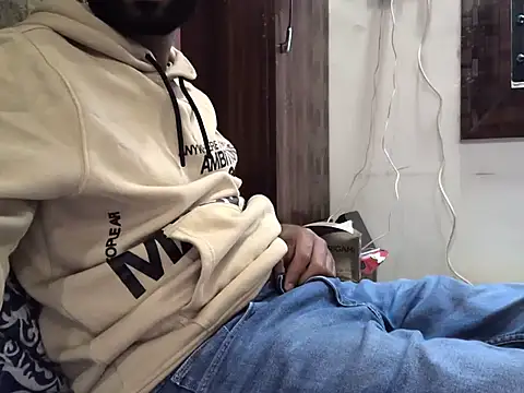 Snapshot of brownie_cake_cb chatting on October 31, 2025, 8:48 am brownie cake cb online show from October 31, 2025, 8:48 am