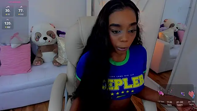 Snapshot of zobe_love chatting on January 16, 2025, 5:01 pm zobe love online show from January 16, 2025, 5:01 pm