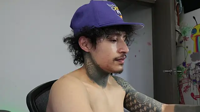 trieone online show from April 3, 2026, 11:58 pm