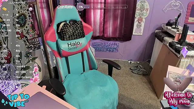 Snapshot of lolabunny9 chatting on December 3, 2024, 4:17 pm lolabunny9 online show from December 3, 2024, 4:17 pm