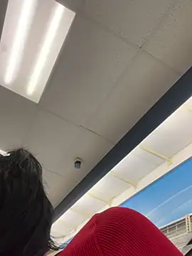 Snapshot of lolabunny9 chatting on January 30, 2025, 6:00 pm lolabunny9 online show from January 30, 2025, 6:00 pm