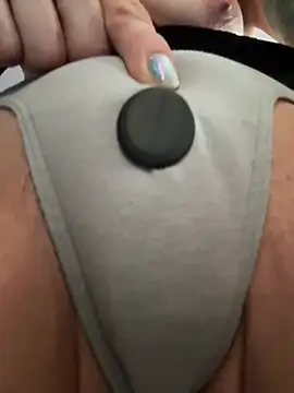 Snapshot of lolabunny9 chatting on March 11, 2025, 1:01 pm lolabunny9 online show from March 11, 2025, 1:01 pm