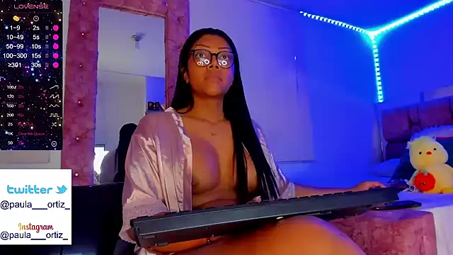 Snapshot of canelita_passion_ chatting on February 5, 2025, 8:11 am canelita passion online show from February 5, 2025, 8:11 am