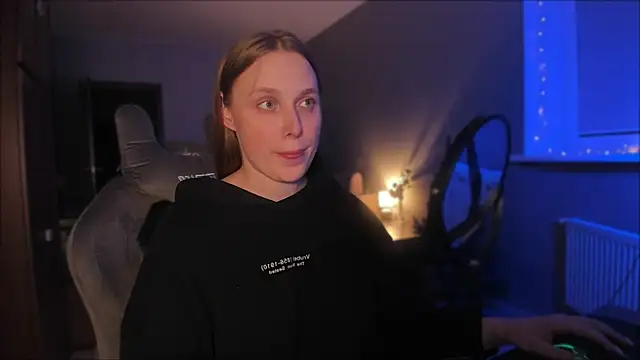 Rachel Ro online show from December 16, 2024, 11:28 pm