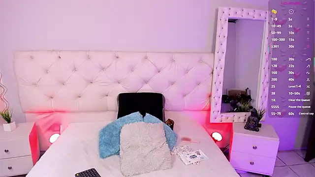 ximena slut 21 online show from October 2, 2025, 4:08 am