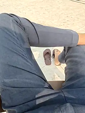 GUJJU GUJARATI online show from January 8, 2026, 7:32 am