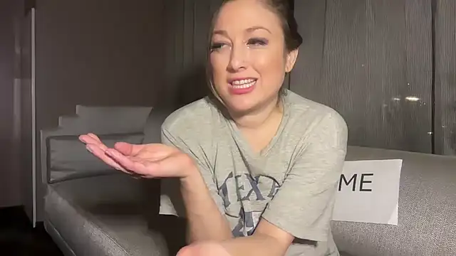 CrazyKittenMeow online show from February 8, 2025, 7:59 am