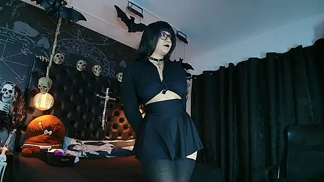 AlexHoe  online show from April 2, 2026, 6:16 pm