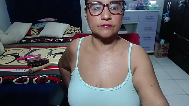 pervert mommy  online show from March 23, 2026, 10:52 am