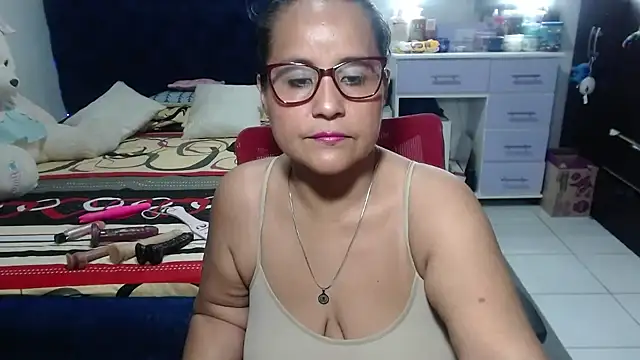 pervert mommy  online show from April 2, 2026, 11:08 am