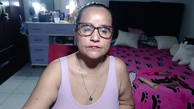 Snapshot of pervert_mommy_ chatting on July 8, 2026, 9:47 am pervert mommy online show from July 8, 2026, 9:47 am