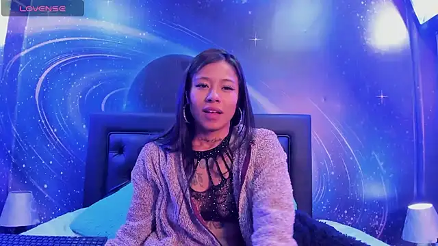 Snapshot of CATRINA_SEXXX chatting on February 13, 2025, 6:20 am CATRINA SEXXX online show from February 13, 2025, 6:20 am