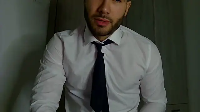 Justynn1 online show from December 13, 2025, 11:54 pm