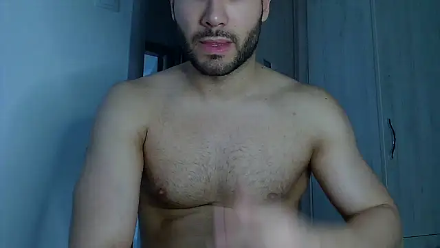 Snapshot of Justynn1 chatting on June 12, 2026, 4:55 am Justynn1 online show from June 12, 2026, 4:55 am
