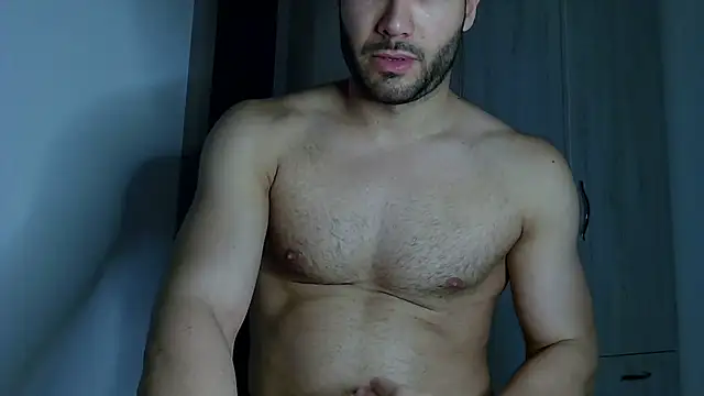Snapshot of Justynn1 chatting on July 12, 2026, 9:06 pm Justynn1 online show from July 12, 2026, 9:06 pm