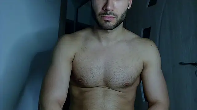 Snapshot of Justynn1 chatting on July 13, 2026, 8:44 pm Justynn1 online show from July 13, 2026, 8:44 pm