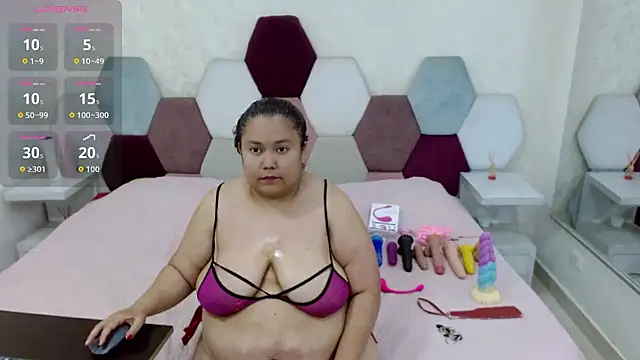 Snapshot of angel_blue chatting on March 1, 2026, 3:58 pm angel blue online show from March 1, 2026, 3:58 pm
