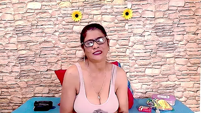 IndianAllure online show from May 16, 2026, 5:48 am