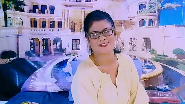 Snapshot of IndianAllure chatting on June 26, 2026, 5:45 am IndianAllure online show from June 26, 2026, 5:45 am