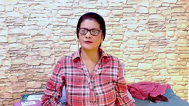 Snapshot of IndianAllure chatting on July 7, 2026, 5:21 am IndianAllure online show from July 7, 2026, 5:21 am