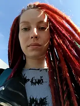 Frost foxy online show from September 12, 2025, 3:39 am