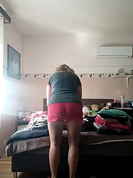 Elza01 online show from September 21, 2025, 7:10 am