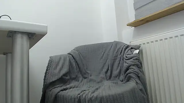 Snapshot of master4bitch24 chatting on October 4, 2025, 7:23 pm master4bitch24 online show from October 4, 2025, 7:23 pm