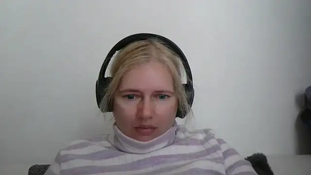 Snapshot of vaneza02 chatting on April 19, 2026, 4:17 pm vaneza02 online show from April 19, 2026, 4:17 pm