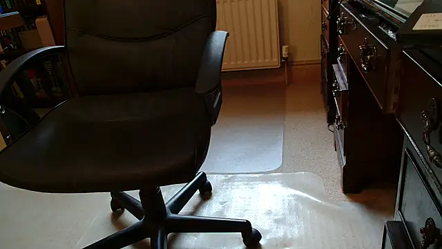 alan inlondon online show from November 2, 2025, 9:22 am