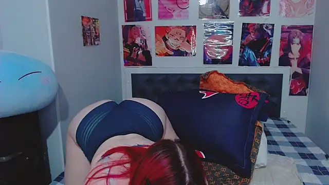 Snapshot of MikaMoonn chatting on December 25, 2024, 3:40 am MikaMoonn online show from December 25, 2024, 3:40 am