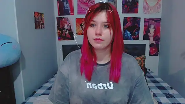 Snapshot of MikaMoonn chatting on December 28, 2024, 12:26 am MikaMoonn online show from December 28, 2024, 12:26 am