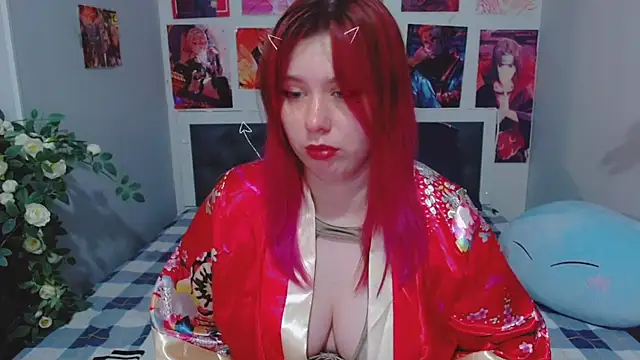 Snapshot of MikaMoonn chatting on January 7, 2025, 12:55 am MikaMoonn online show from January 7, 2025, 12:55 am