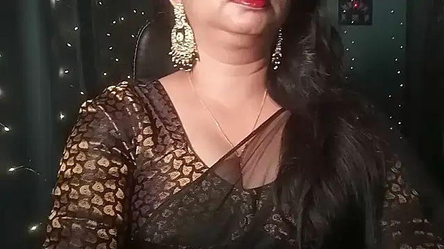 Snapshot of YourModhu chatting on June 22, 2026, 6:05 pm YourModhu online show from June 22, 2026, 6:05 pm